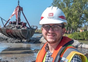 Buffalo River dredging, Fall 2020