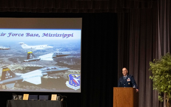 97 AMW aircrew showcases mobility airpower to 14 FTW community