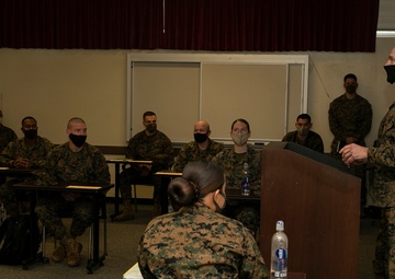 CMC and Sgt Maj of the USMC visit to Okinawa