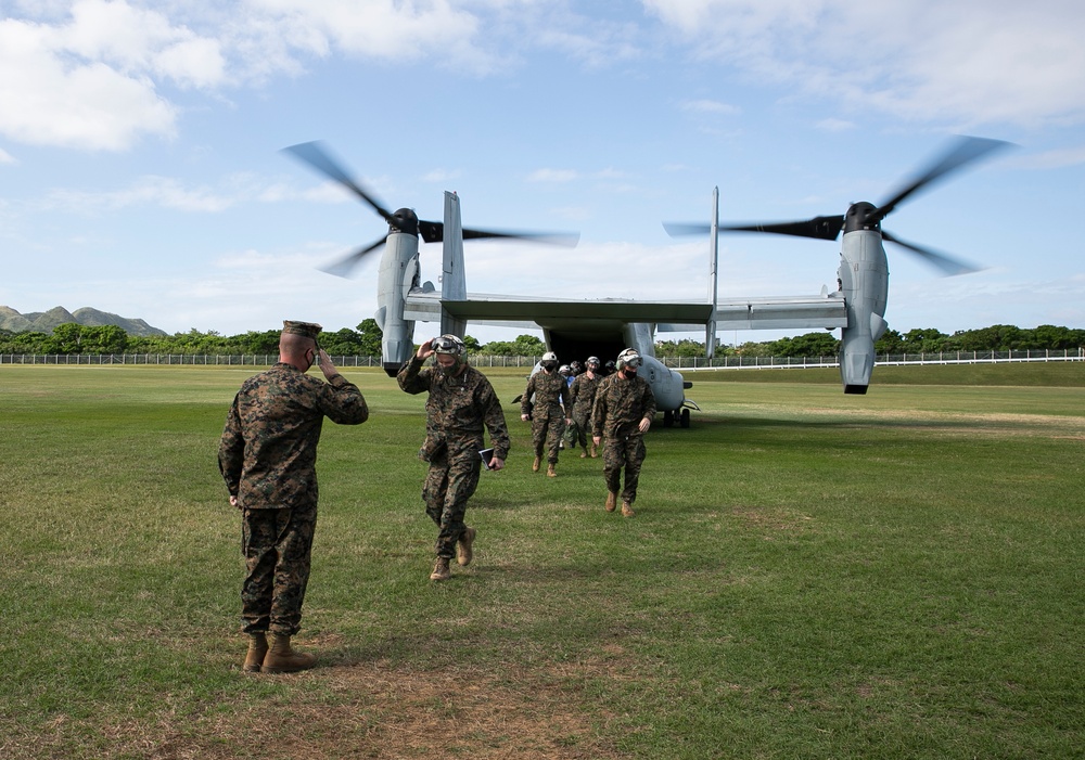 CMC and Sgt Maj of the USMC visit to Okinawa