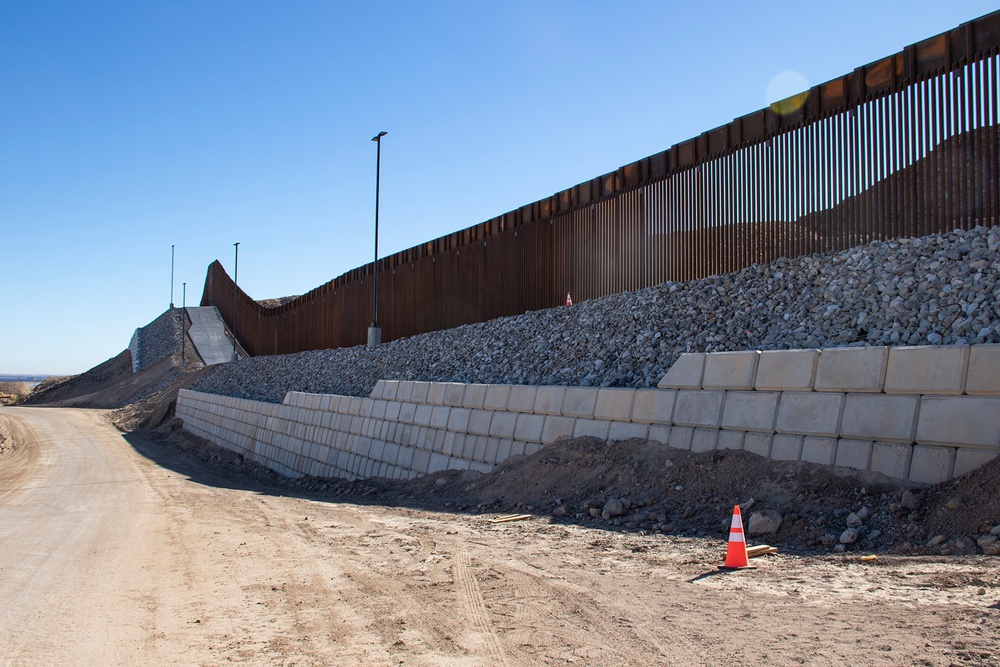 Border Barrier Construction: El Centro