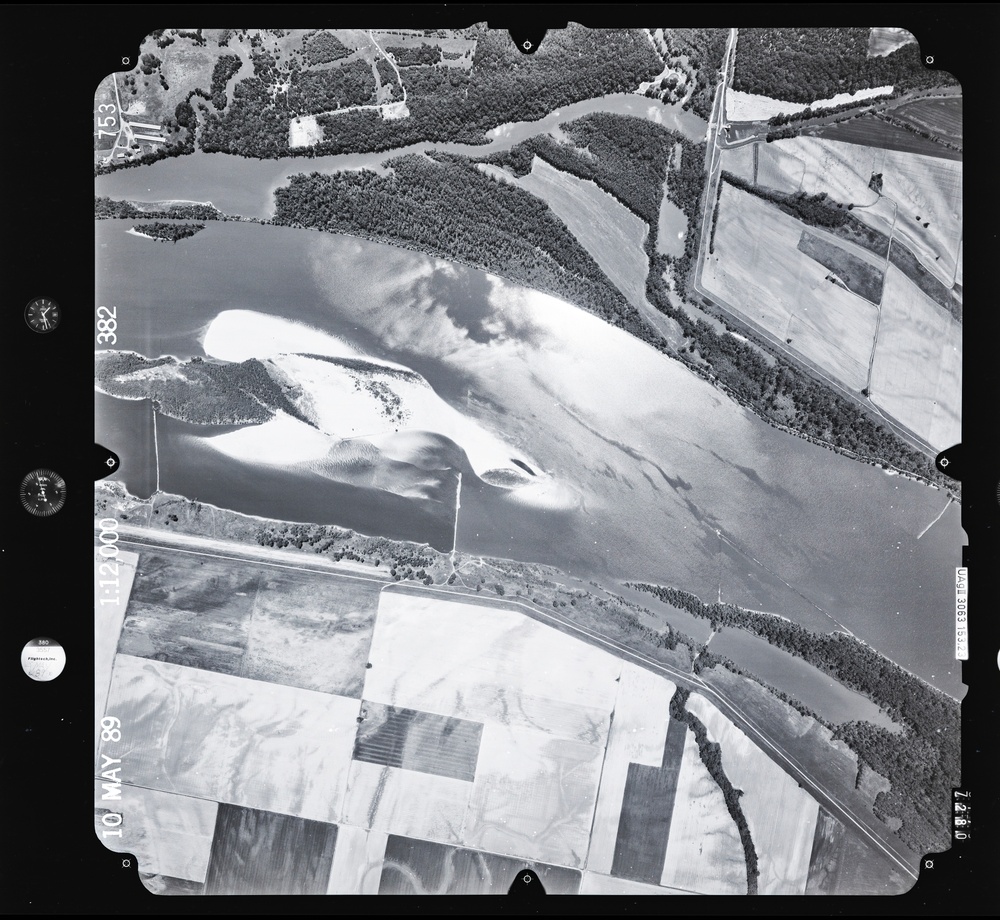 083231.101 - Arkansas River.382.4