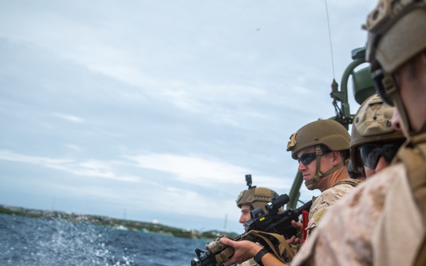 Recon VBSS with Netherlands Marines