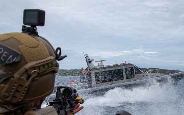Recon VBSS with Netherlands Marines
