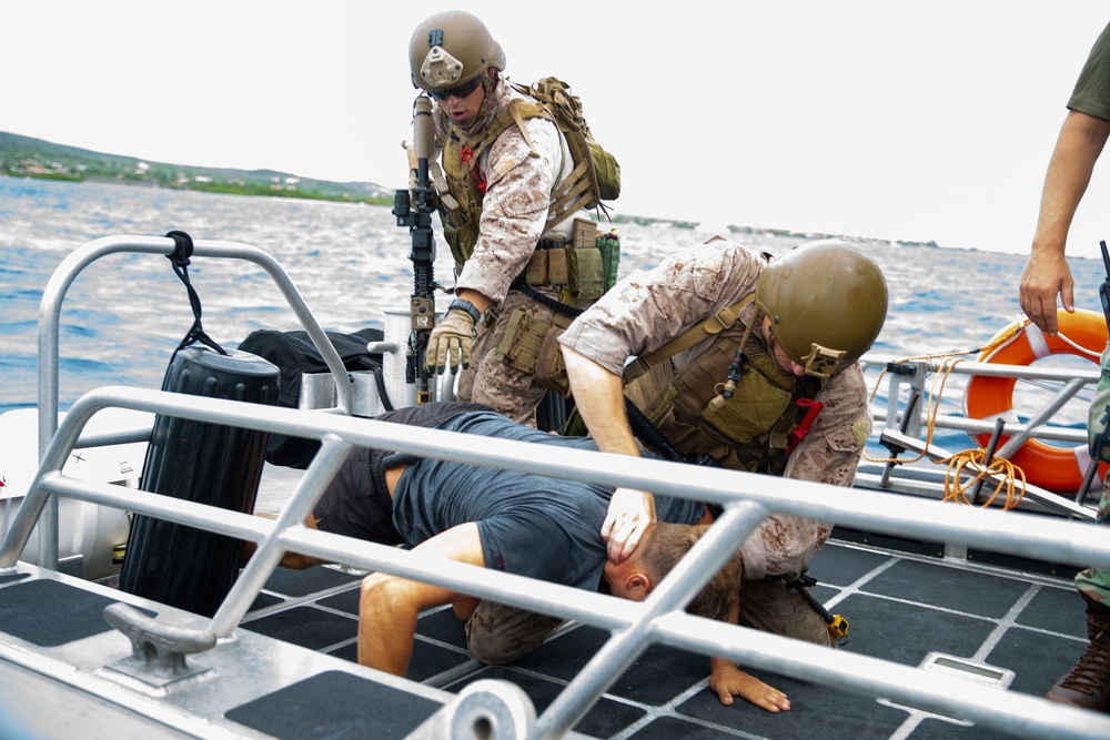Recon VBSS with Netherlands Marines