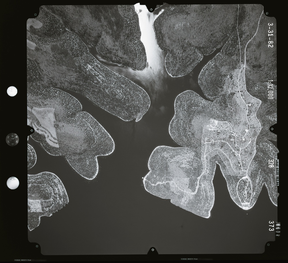 083251.013 - Table Rock Lake.328.3