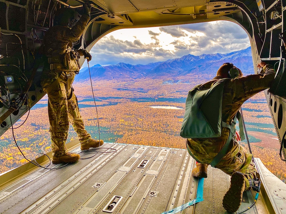 Spartan Paratroopers conduct Airborne Operations
