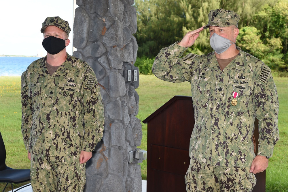 EODMU 5 Holds Change of Command