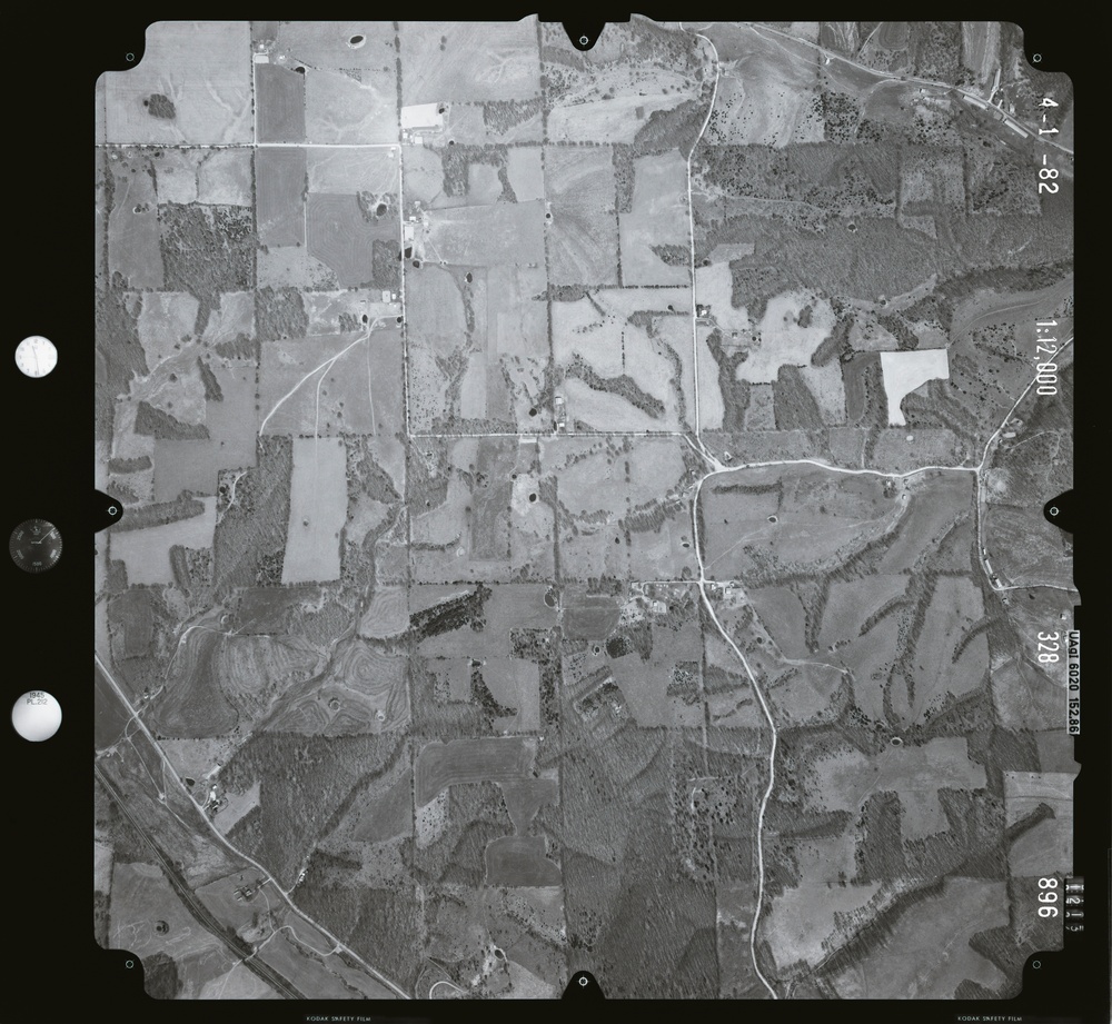 083249.128 - Table Rock Lake.328.1