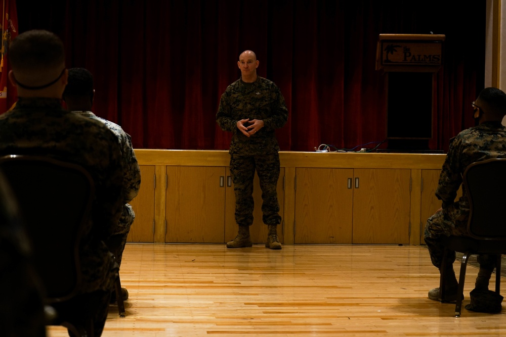 19th Sergeant Major of the Marine Corps Sgt. Maj. Troy E. Black visits 3rd MLG