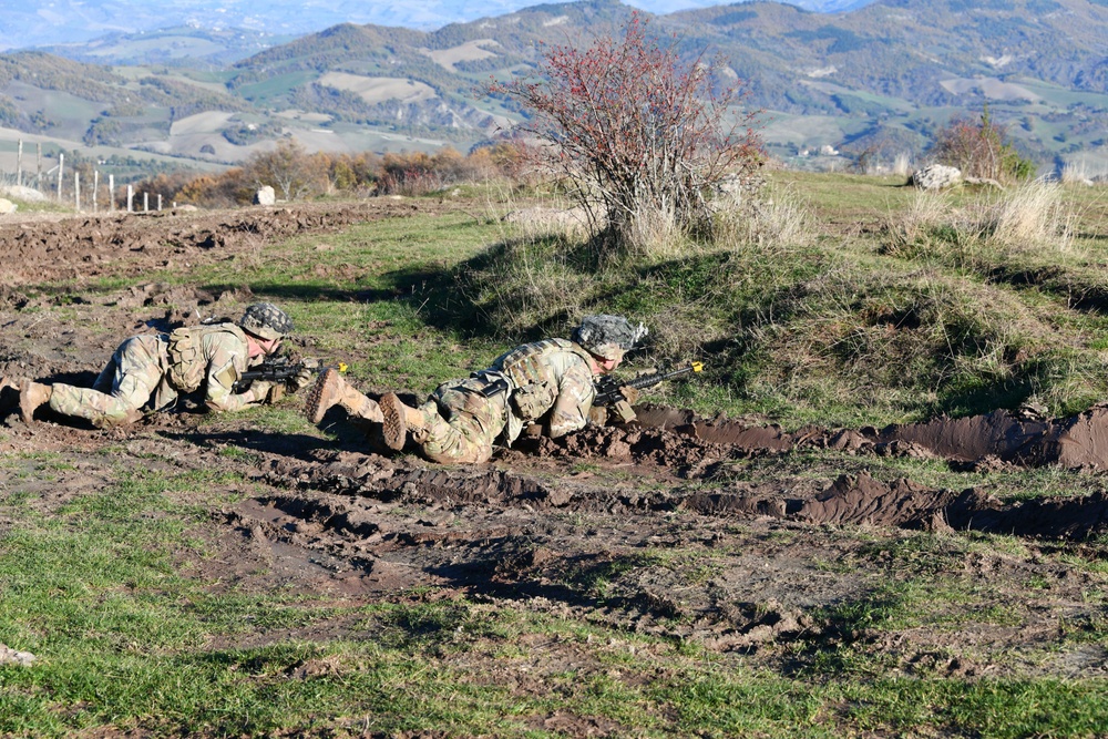 Team live fire dynamic exercise at Monte Carpegna