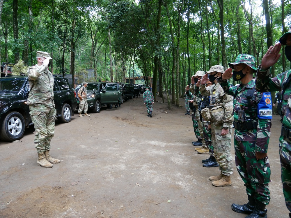 Indonesia Platoon Exchange: Distinguished Visitor Visit