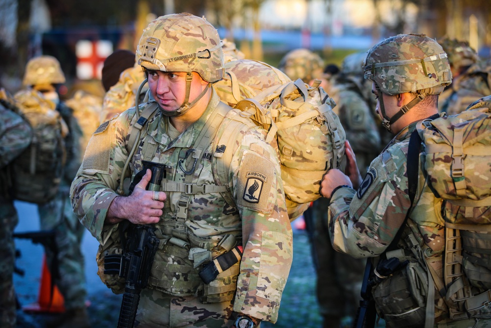 U.S. Army Soldiers participate in EIB/ESB Competition at Hohenfels