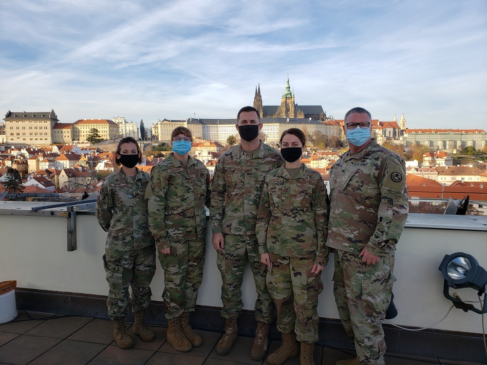 Guard medical team visits U.S. Embassy