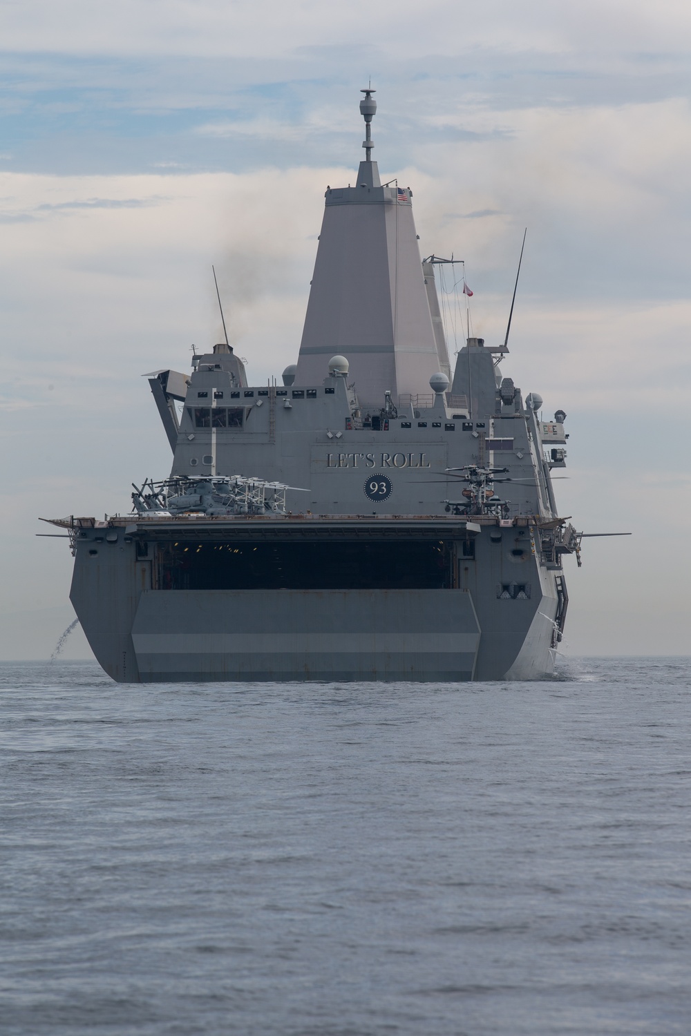 15th MEU ADR Marines conduct VBSS training through air, sea