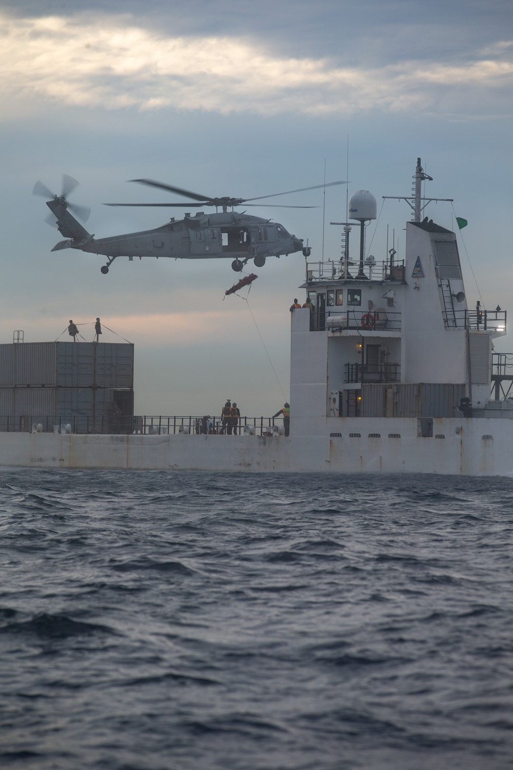 15th MEU ADR Marines conduct VBSS training through air, sea