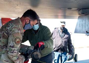 Commanders learn how to fuel the fight