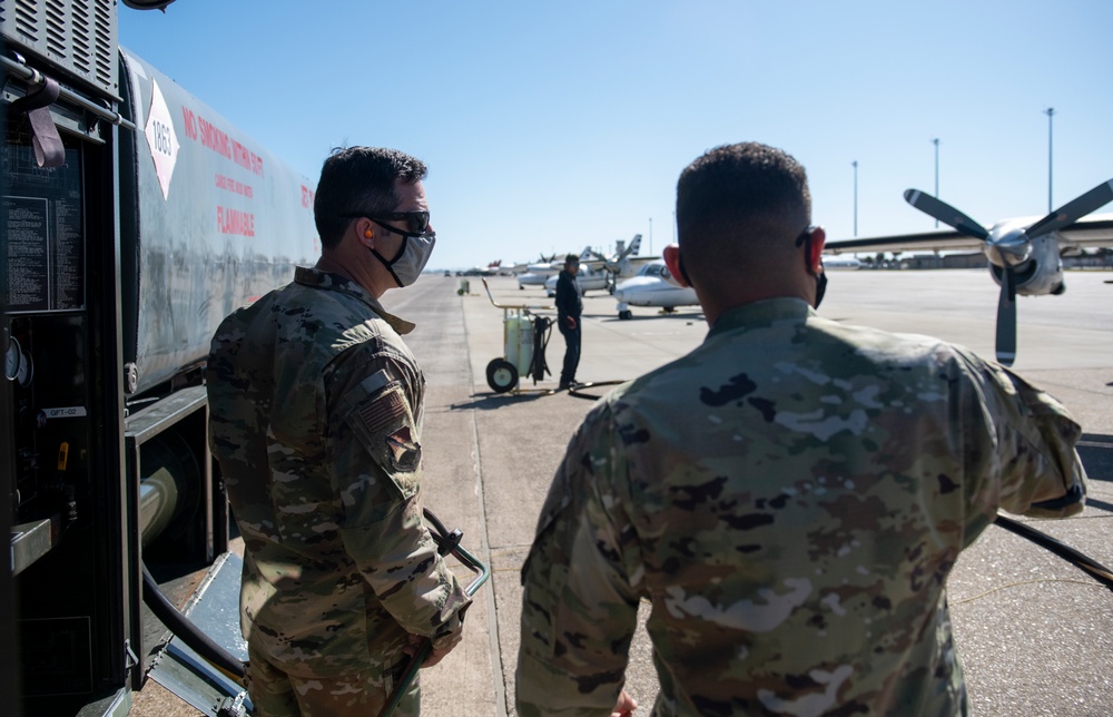 Commanders learn how to fuel the fight