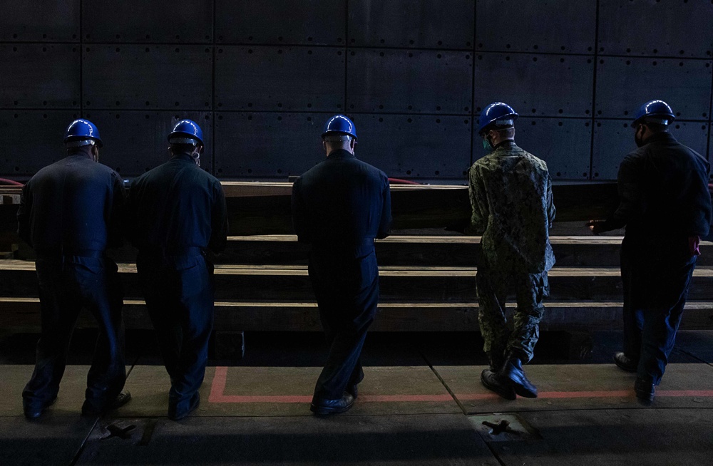 USS Bataan (LHD 5) Maintenance Availability