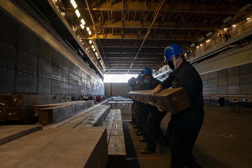 USS Bataan (LHD 5) Maintenance Availability