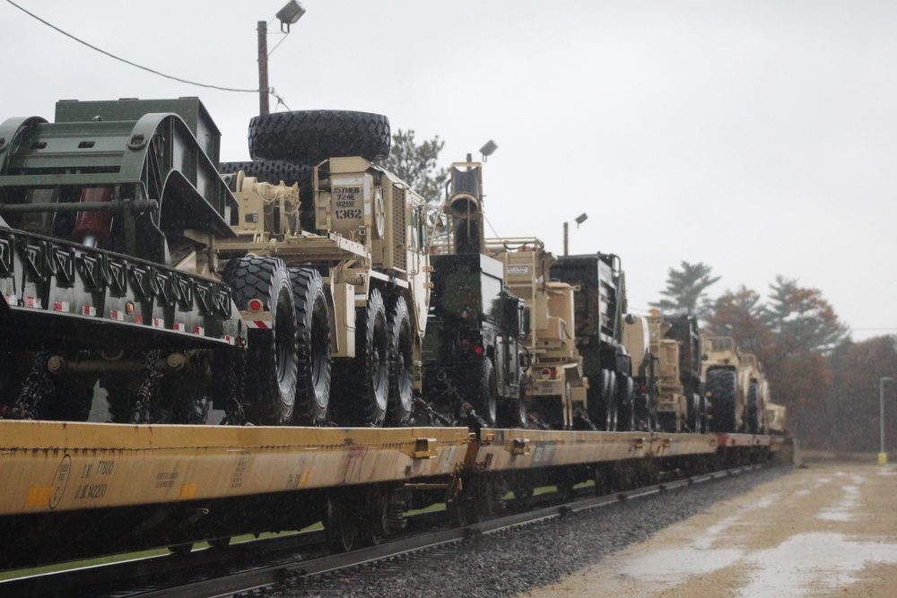Fort McCoy supports equipment redeployment by rail for 829th Engineer Company