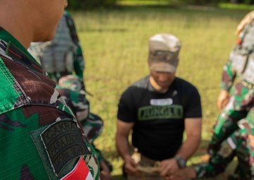 Indonesia Platoon Exchange: Ropes and Knots