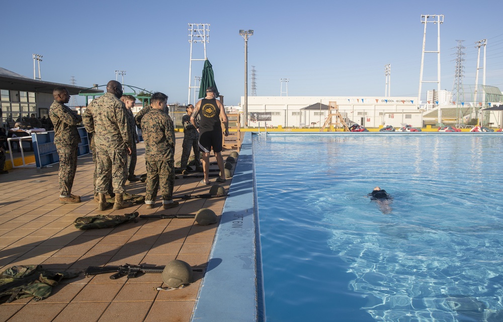 MCIPAC MCIPAC Marines stay water survival qualified during COVID