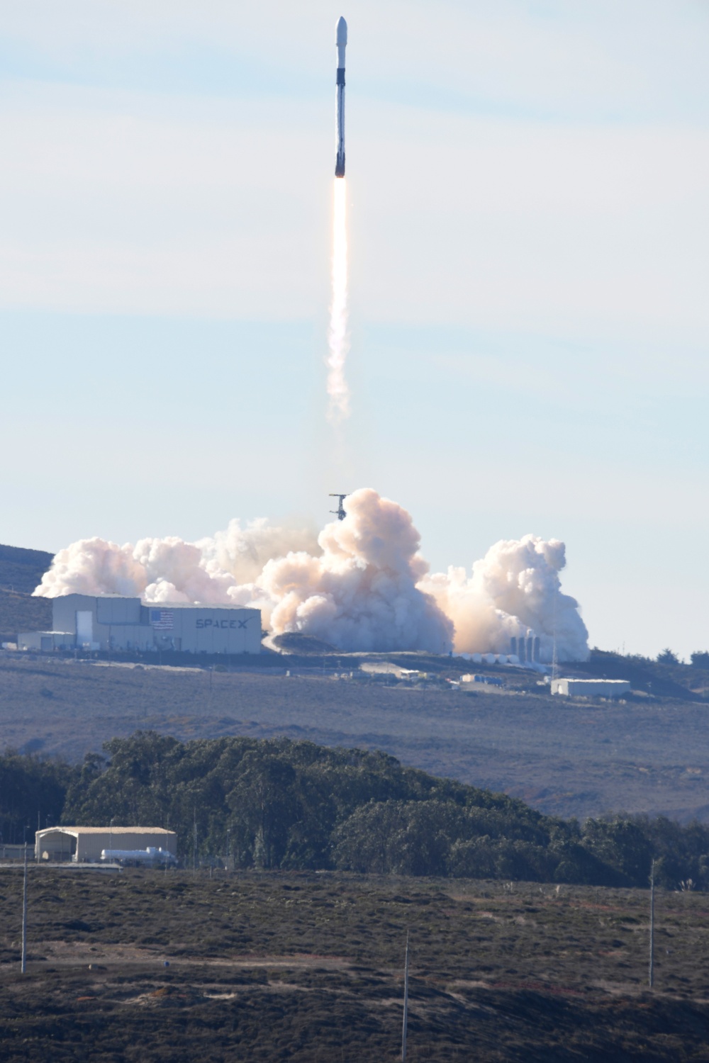 SpaceX launches Sentinel-6 satellite from VAFB