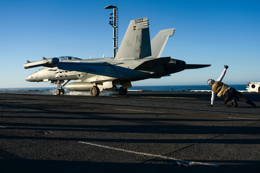 USS Carl Vinson (CVN 70) Conducts Flight Operations