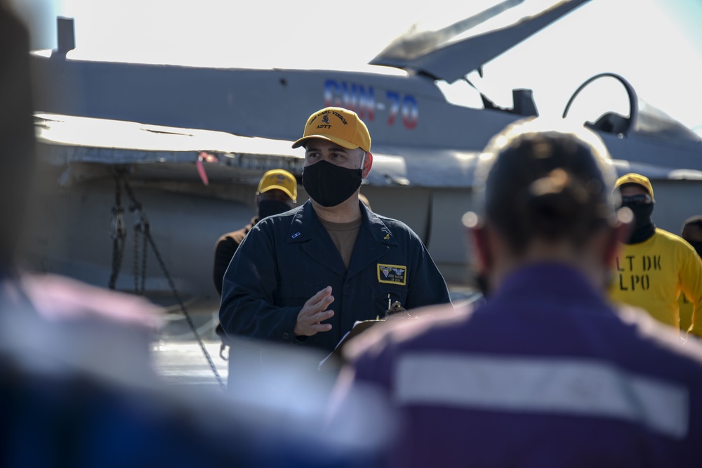 USS Carl Vinson (CVN 70) Conducts Mass Casualty Drill