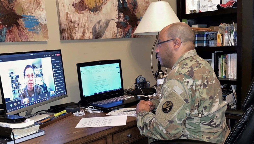 Meeting the Force: Chief of Army Reserve Discusses Mission Initiatives with 94th Training Division Health Services Battalion
