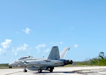 Super Hornet prepare for takeoff
