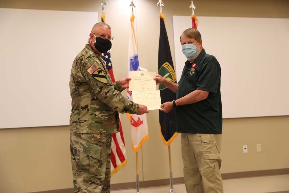 Honoring USACAPOC(A) Soldier and DA Civilian achievement in the time of COVID-19 safety