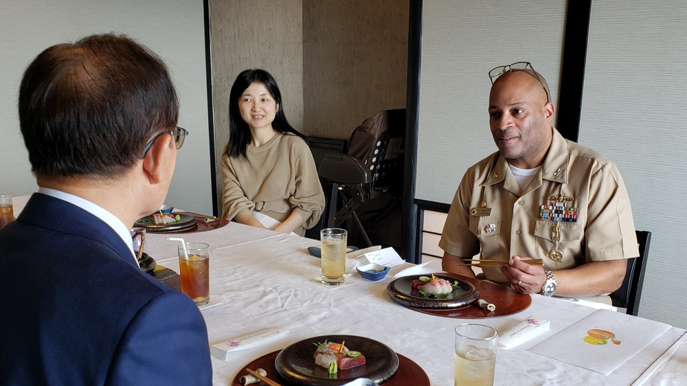 CFAS CO-Sasebo Mayor Meeting