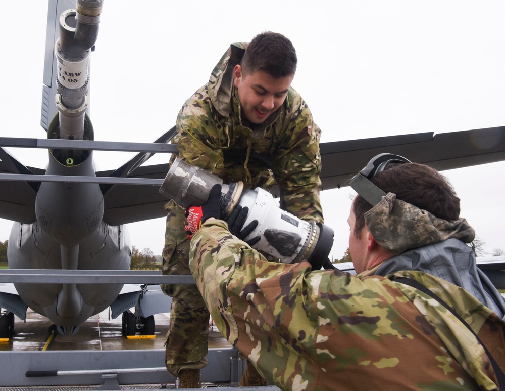 100 MXG Airmen maintain drogue