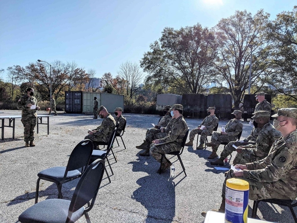 Task Force 291 Commander provides professional development for leaders