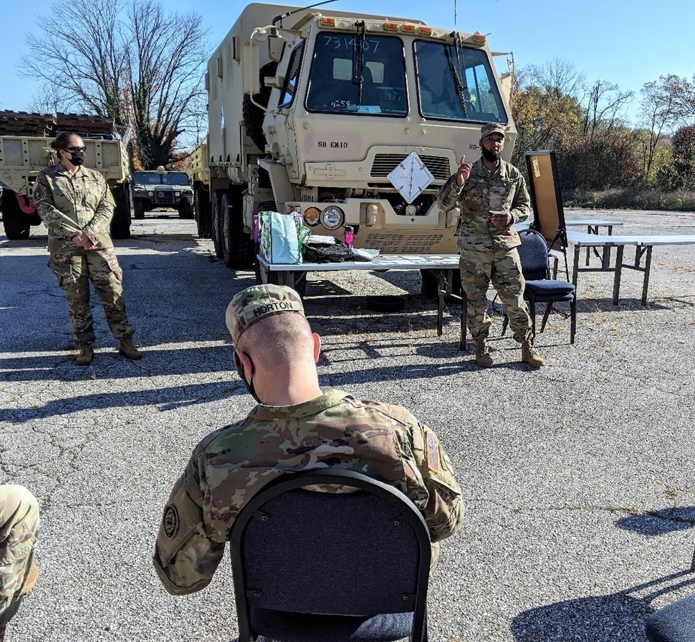 Task Force 291 Commander provides professional development for leaders