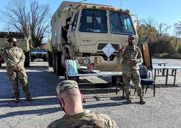 Task Force 291 Commander provides professional development for leaders