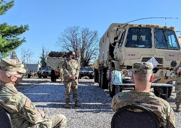 Task Force 291 Commander provides professional development for leaders