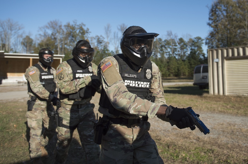 Fort Eustis military police conduct rapid response exercise