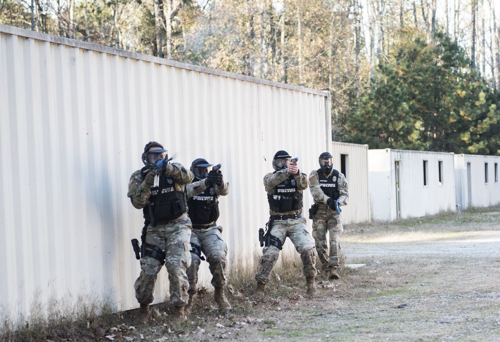 Fort Eustis military police conduct rapid response exercise