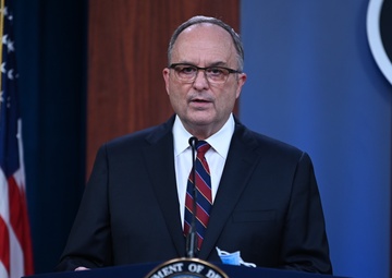 DOD experts provide COVID-19 update at Pentagon