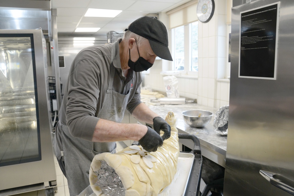 Allan Greer, head cook, NSA Souda Bay, Makes a Cornucopia in Preparation for Thursday’s Thanksgiving Meal