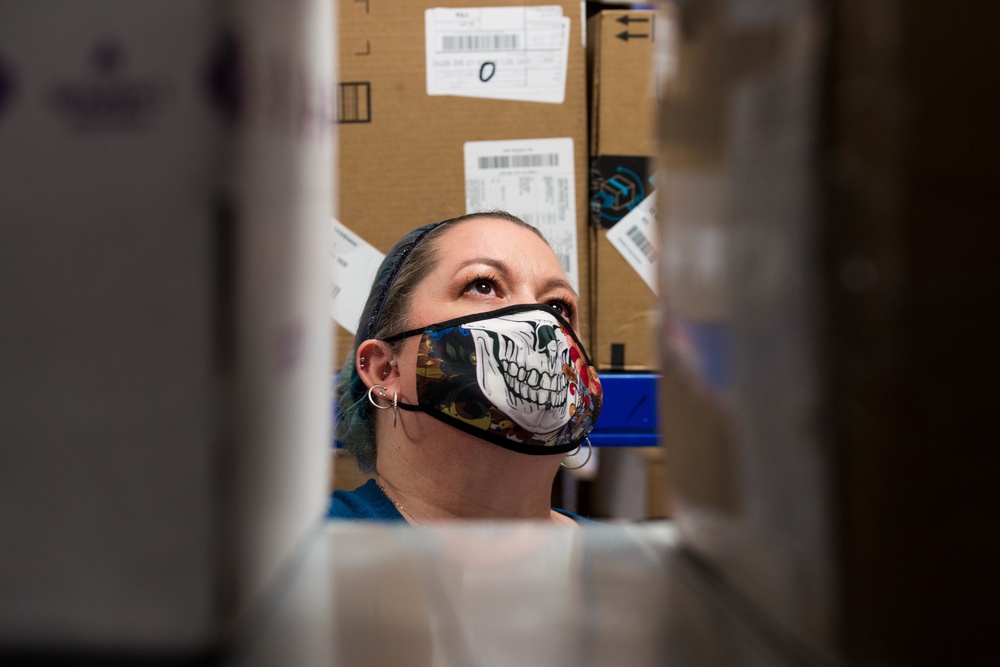 Volunteers deliver help to Ramstein postal operations