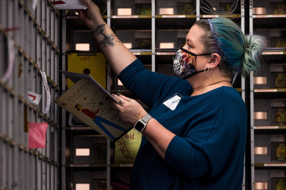 Volunteers deliver help to Ramstein postal operations