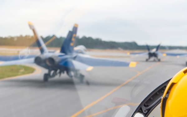 Blue Angels Super Hornet Training
