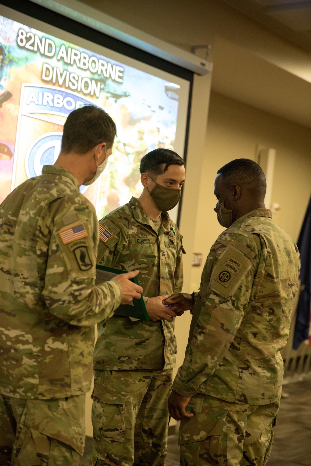 82nd Airborne Division Paratroopers compete in a Best Medic Competition