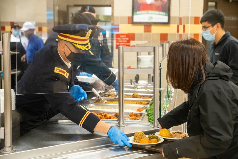 Lt. Col. Brian Kibitlewski Serves Thanksgiving Meals