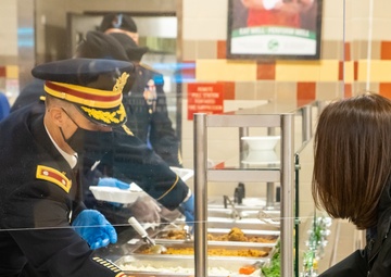 Lt. Col. Brian Kibitlewski Serves Thanksgiving Meals