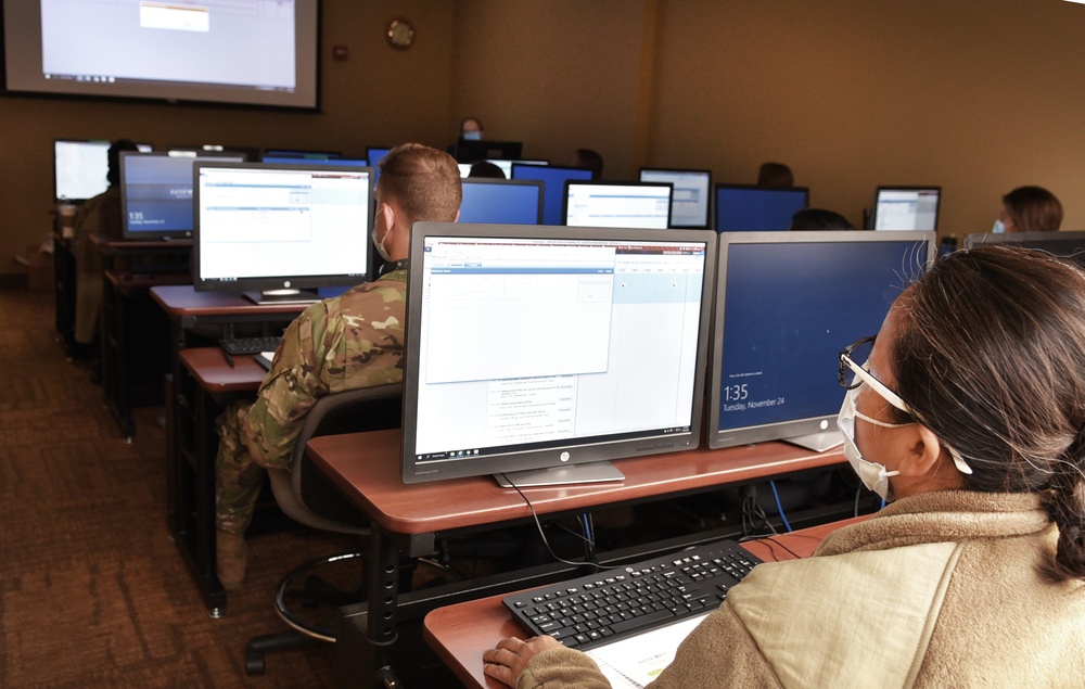 62nd Medical Brigade train on hospital’s electronic medical records system in Bismarck, North Dakota